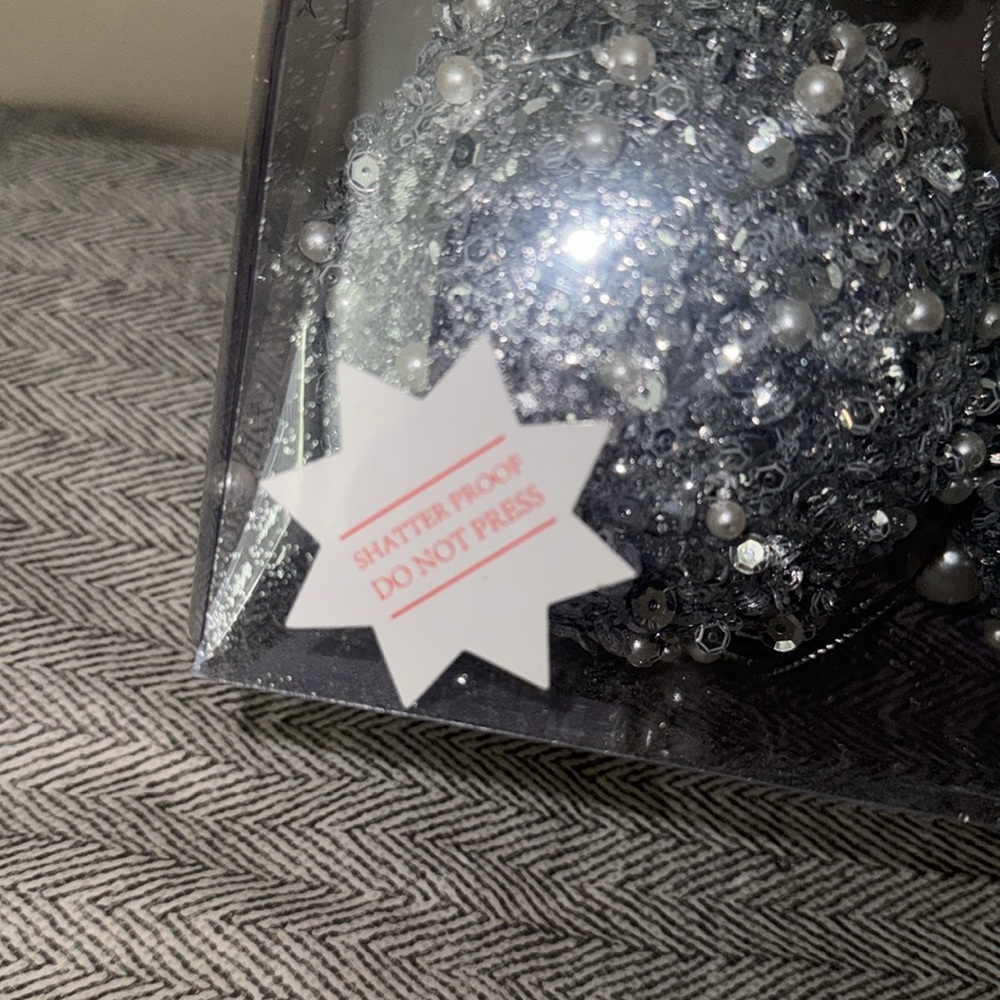 Silver Glitter Ornament Set of 4 - Picture 6 of 7